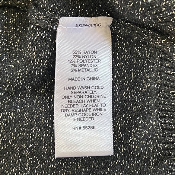 EXPRESS SWEATER TOP GLITTER METALLIC MOCK NECK CROP CHIC BLACK NWT MEDIUM - Picture 8 of 8